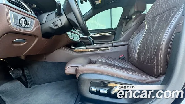 BMW 7 серии 2021 thumb 12