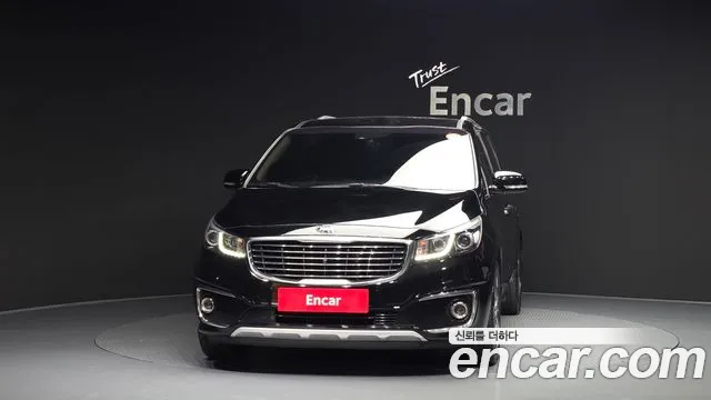 Kia Carnival 2017 thumb 2