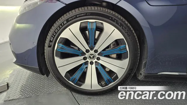Mercedes-Benz EQS 2022 thumb 8
