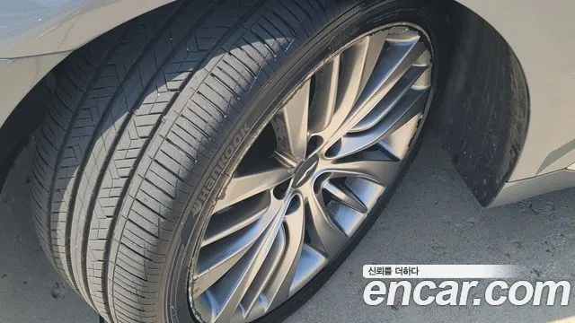 Hyundai Genesis 2016 thumb 10