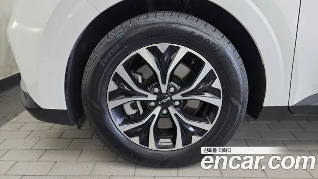 Kia Carnival 2022 thumb 5