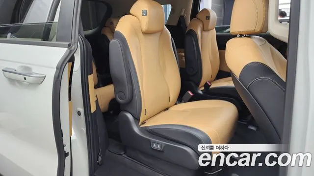 Kia Carnival 2022 thumb 8