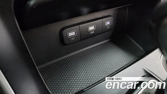 Kia Carnival 2022 thumb 6