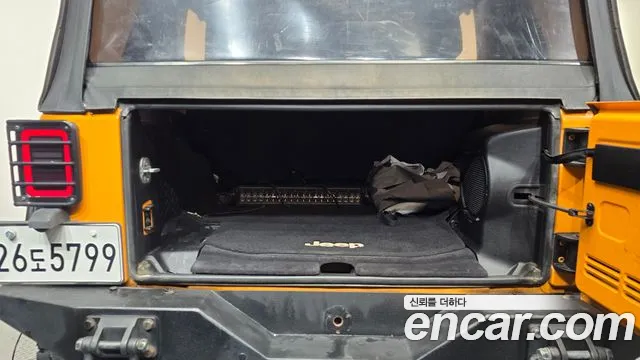 Jeep Wrangler 2013 thumb 8