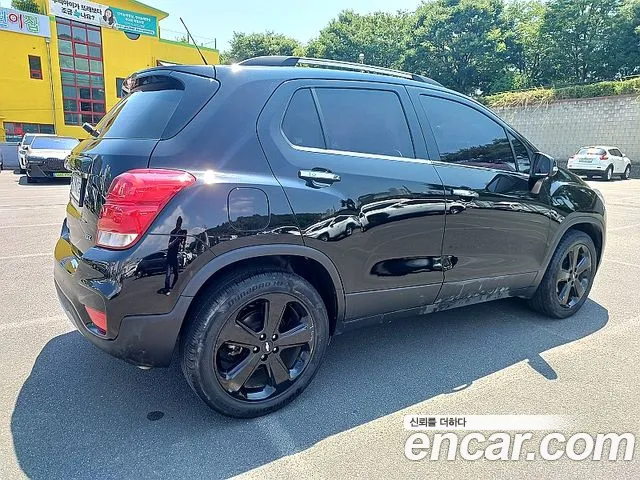 Chevrolet Trax 2017 thumb 2