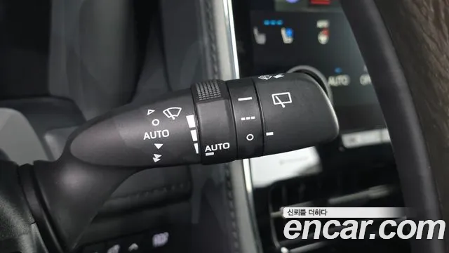 Toyota Alphard 2025 thumb 4