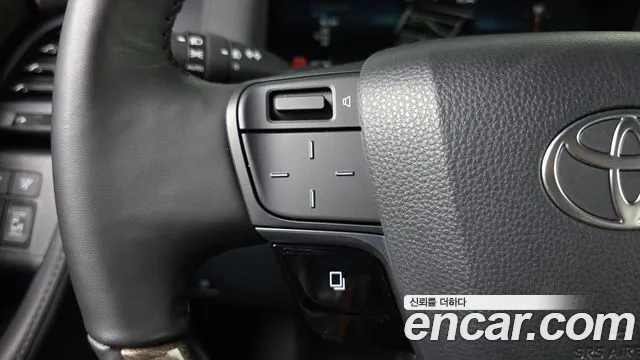 Toyota Alphard 2025 thumb 11