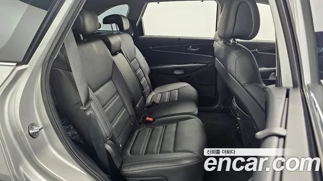 Kia Sorento 2015 thumb 10