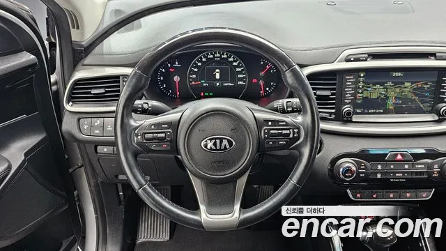 Kia Sorento 2015 thumb 12
