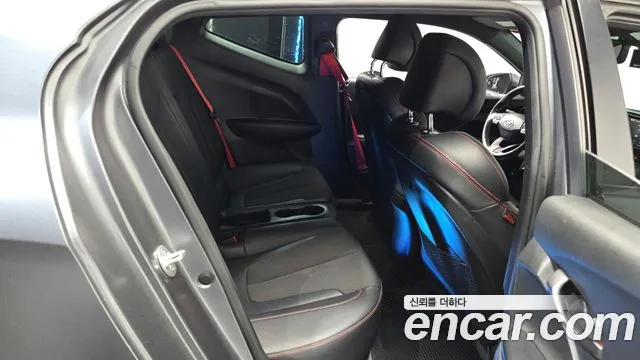 Hyundai Veloster 2019 thumb 6