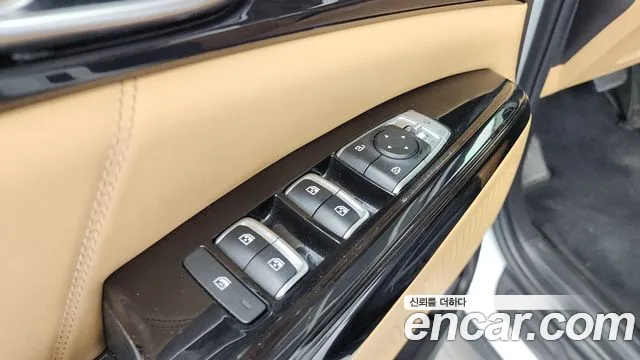 Kia Carnival 2021 thumb 6