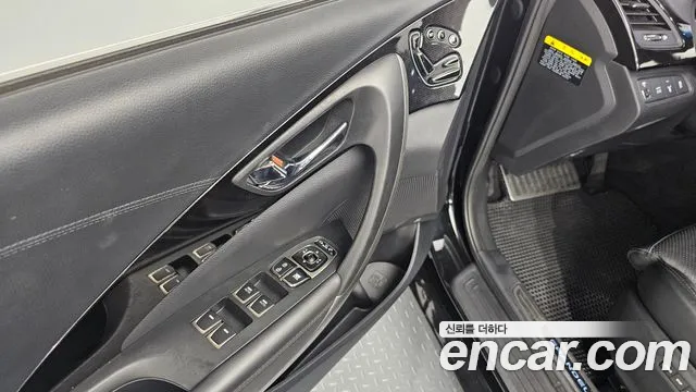 Hyundai Grandeur 2012 thumb 7