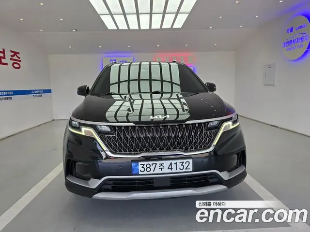 Kia Carnival 2022 thumb 3