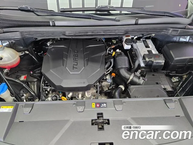 Kia Carnival 2022 thumb 2