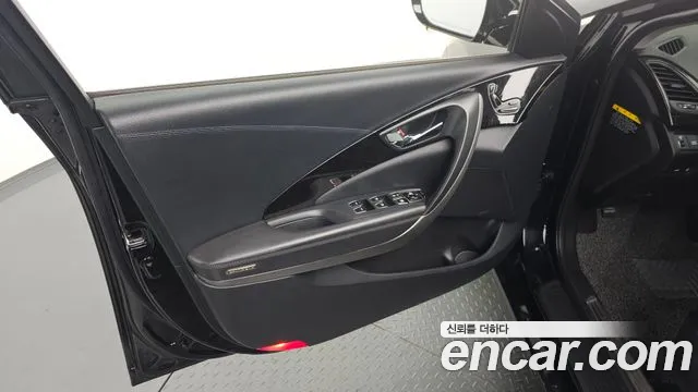 Hyundai Grandeur 2013 thumb 4