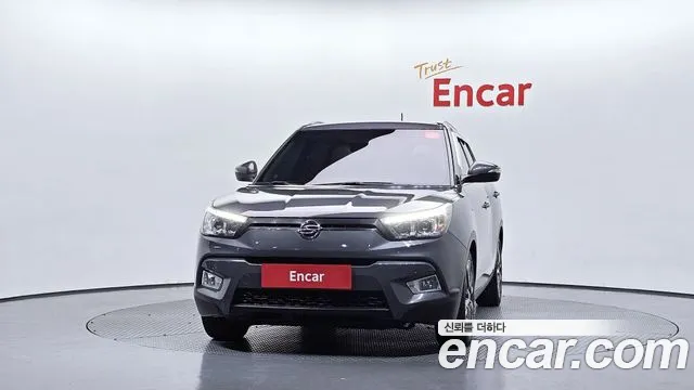 KGM Tivoli 2015 thumb 3