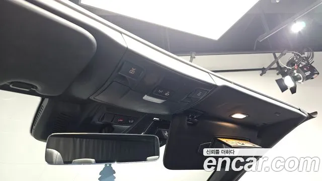 Mercedes-Benz C-Class 2022 thumb 7