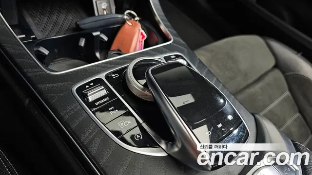 Mercedes-Benz C-Class 2022 thumb 2