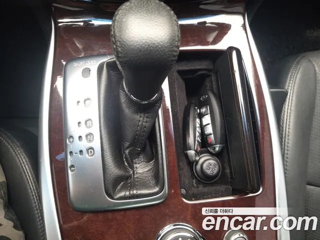 Infiniti Q70 2016 thumb 11