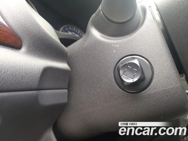 Infiniti Q70 2016 thumb 9