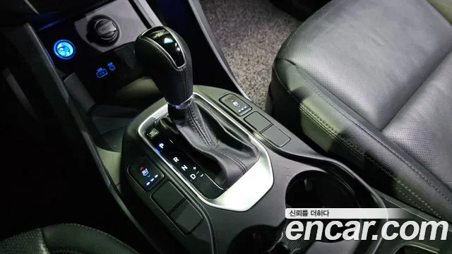 Hyundai Santafe 2016 thumb 2