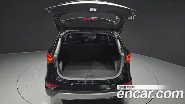 Hyundai Santafe 2016 thumb 4
