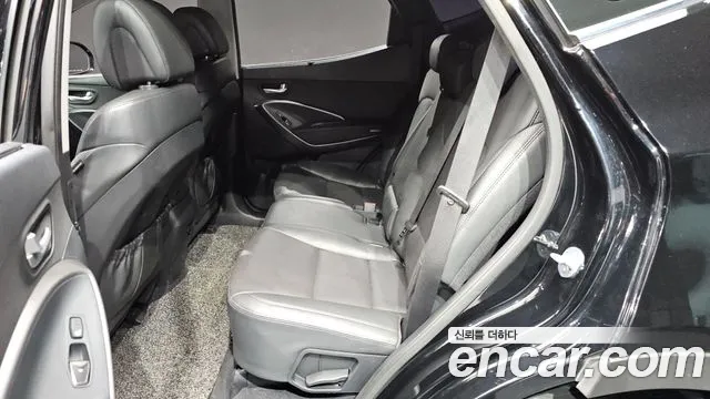 Hyundai Santafe 2016 thumb 8