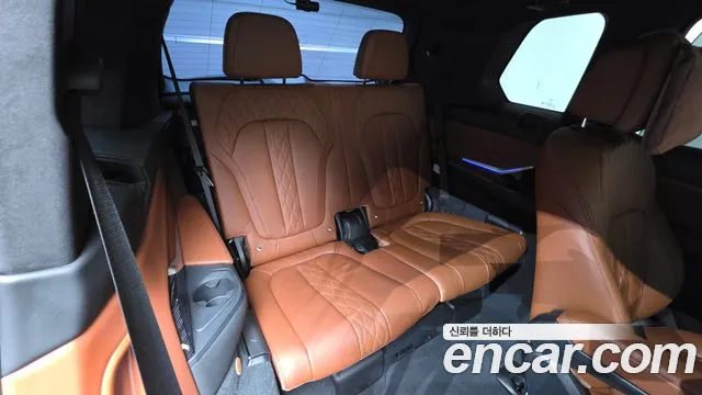 BMW X7 2020 thumb 4