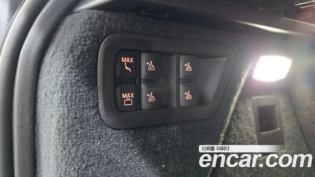 BMW X7 2020 thumb 12