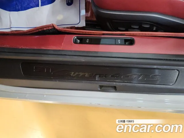 Porsche 911 2023 thumb 7