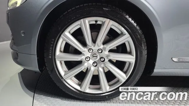 Volvo S90 2017 thumb 8