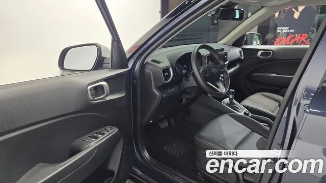 Hyundai Venue 2023 thumb 11