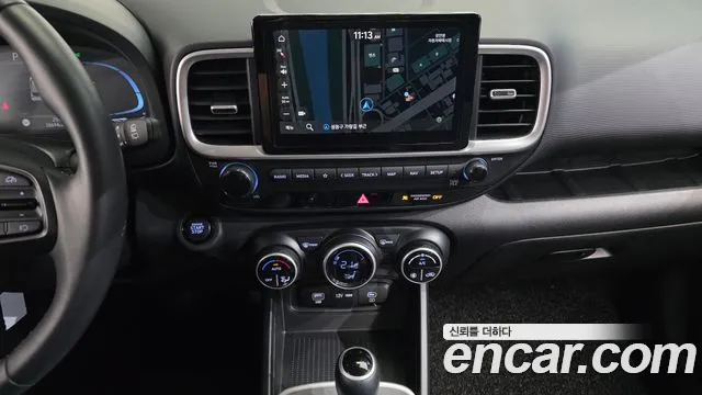 Hyundai Venue 2023 thumb 6
