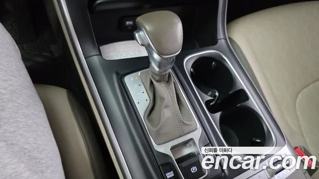 Kia Carnival 2021 thumb 12