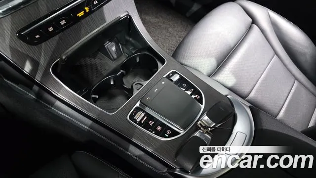 Mercedes-Benz GLC 2020 thumb 12