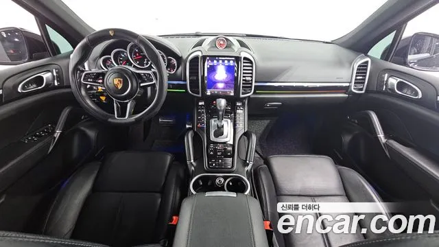 Porsche Cayenne 2015 thumb 6