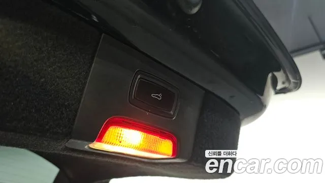 Porsche Cayenne 2015 thumb 7