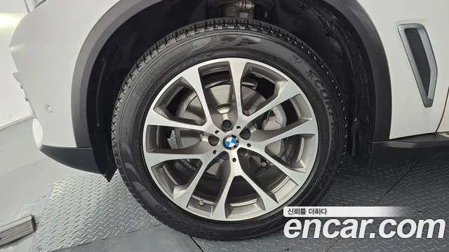 BMW X5 2019 thumb 11