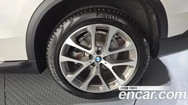 BMW X5 2019 thumb 10