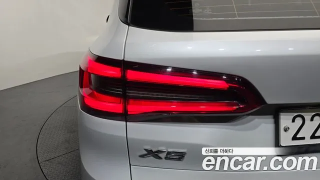 BMW X5 2019 thumb 8