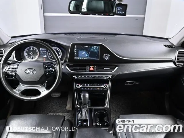 Hyundai Grandeur 2018 thumb 10