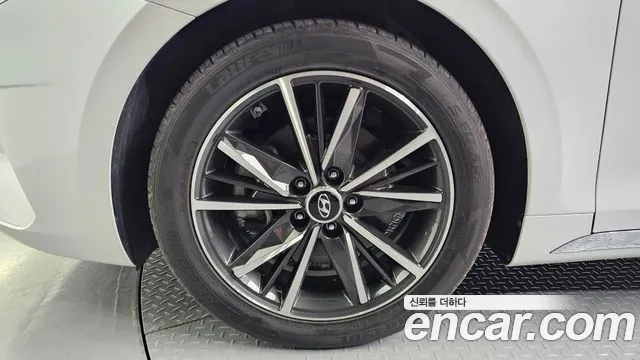 Hyundai Grandeur 2020 thumb 4