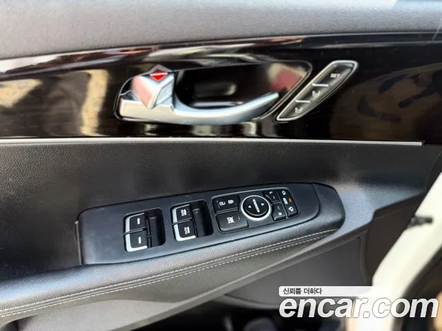 Kia Sorento 2018 thumb 8