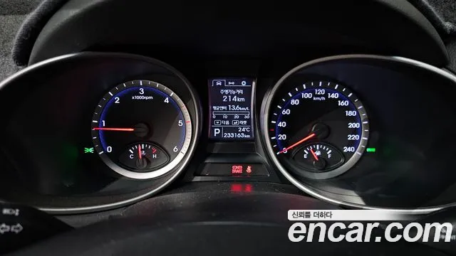 Hyundai Санта Фе 2014 thumb 6