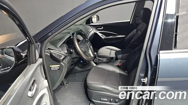 Hyundai Санта Фе 2014 thumb 8