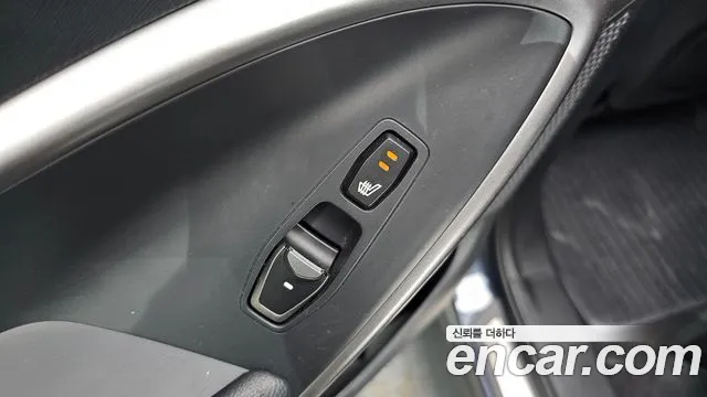 Hyundai Санта Фе 2014 thumb 3