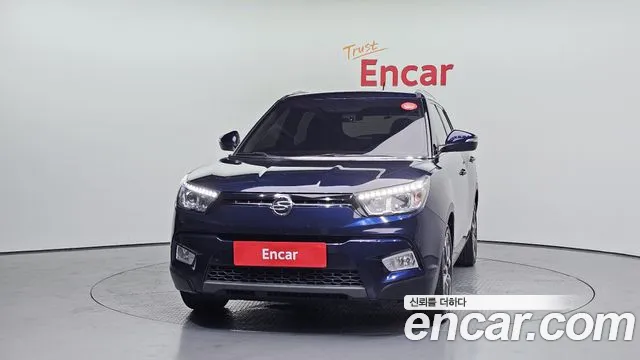 KGM Tivoli 2015 thumb 10