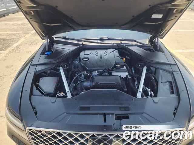 Genesis G80 2022 thumb 12