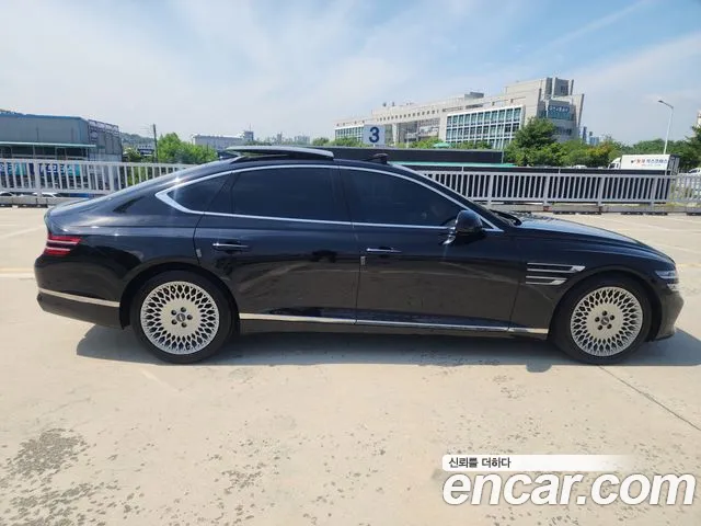 Genesis G80 2022 thumb 7