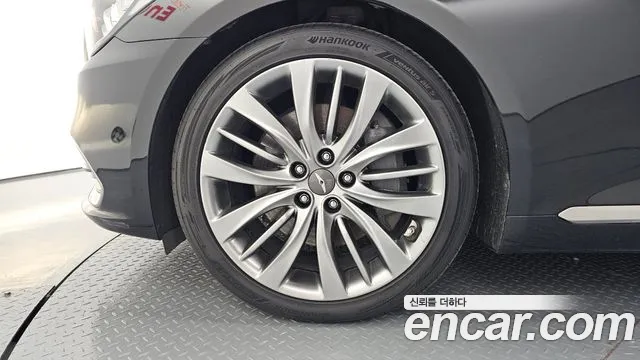 Genesis G80 2016 thumb 11